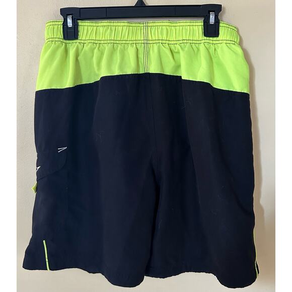 Mens black/yellow speedo swimming trunks size medium - Picture 3 of 3